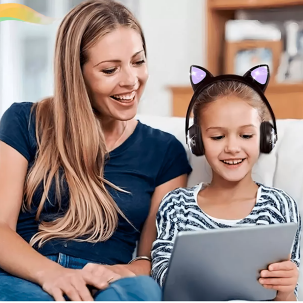 Fone de ouvido over-ear gamer s/ fio CAT Gaming c/ luz LED - Imagem 9